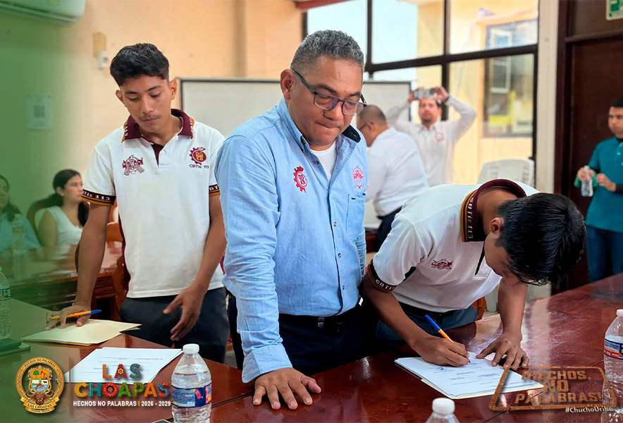 AYUNTAMIENTO Y DGETI FORTALECEN LA EDUCACIÓN DUAL EN LAS CHOAPAS